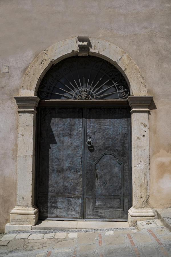 Palazzo Laureano - Dimora Storica Otel Tricarico Dış mekan fotoğraf