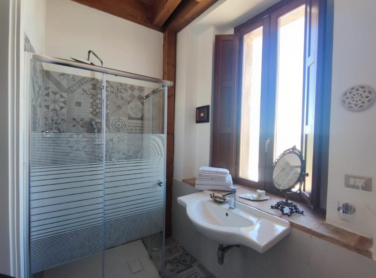 Palazzo Laureano - Dimora Storica Otel Tricarico Dış mekan fotoğraf